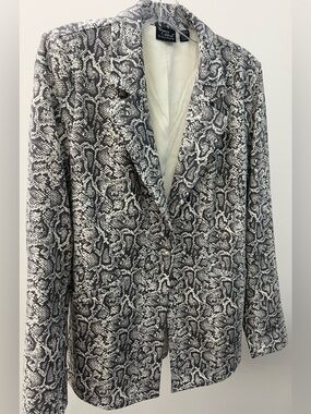 Windsor Black and White Snake-Print Blazer